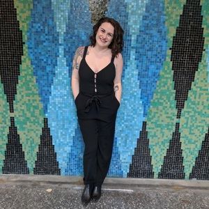 Meet your Posher, Alexis